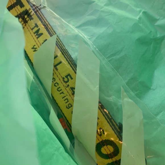 Yellow Classic Industrial Belt OFF-WHITE - Picture 2 of 3